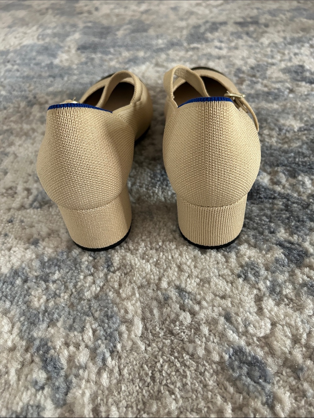 💕NEW Rothy’s Cream Cap Toe Pump -Size 8💕 - Picture 3 of 6